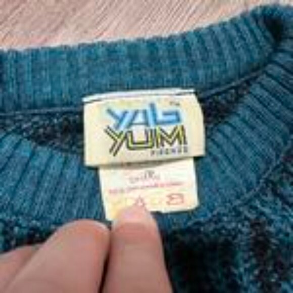 Vintage 1980s Italian Knit Sweater – Blue, Turquoise & Green – Size S - Picture 3 of 4